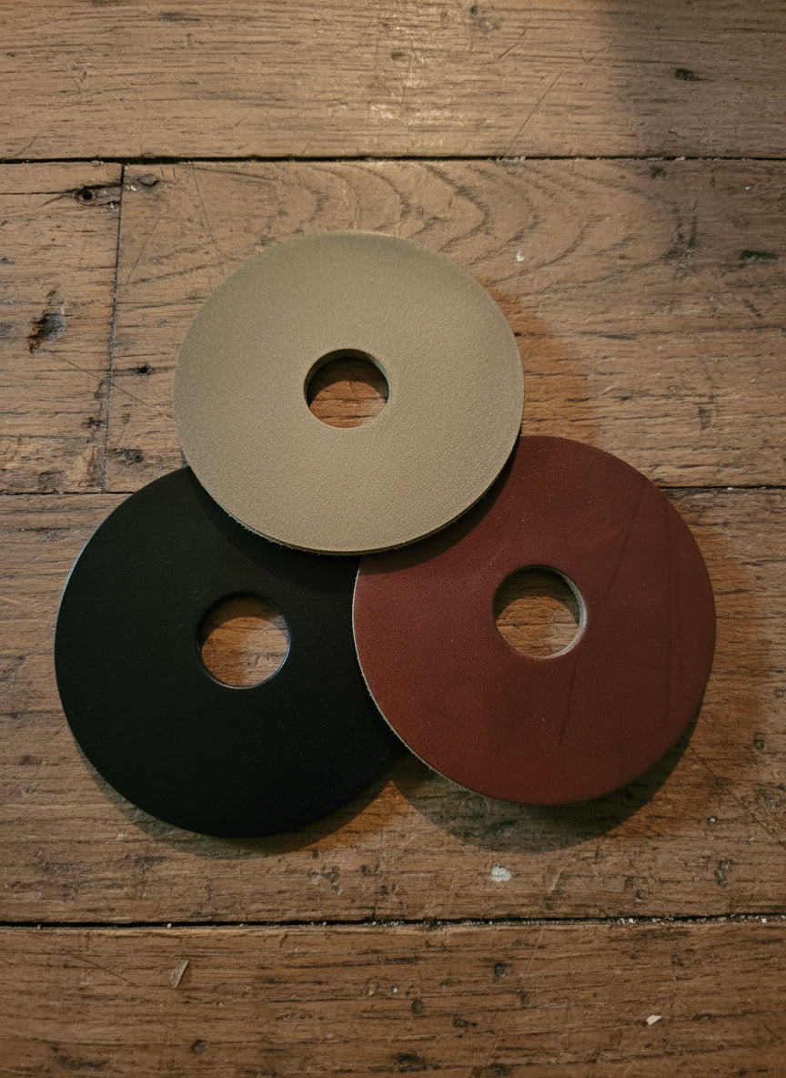 Clapper isolation washers