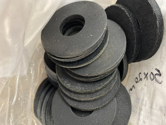 Clapper isolation washers 